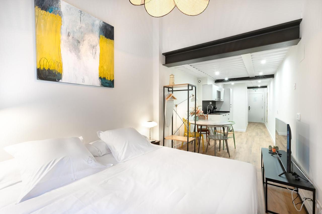 Okako Apartments Tudela Bagian luar foto