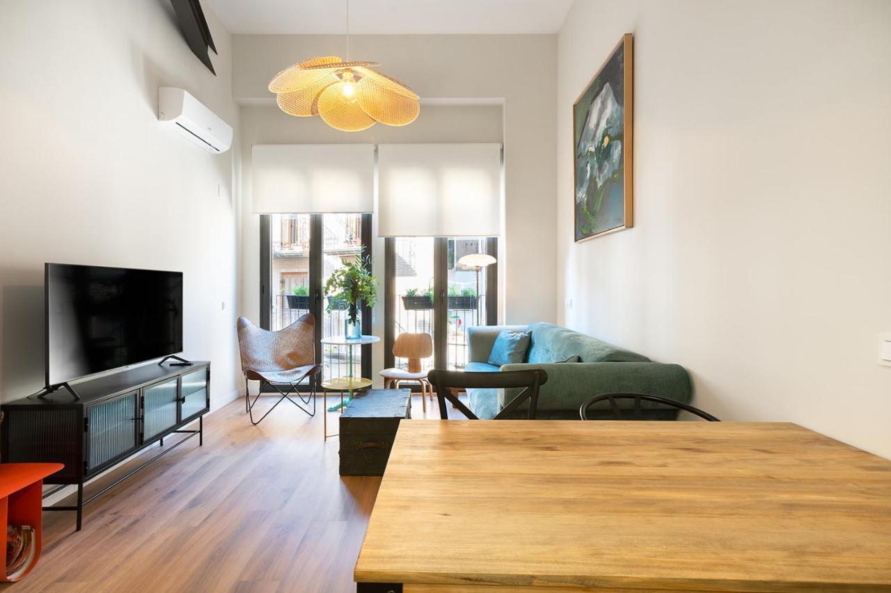 Okako Apartments Tudela Bagian luar foto