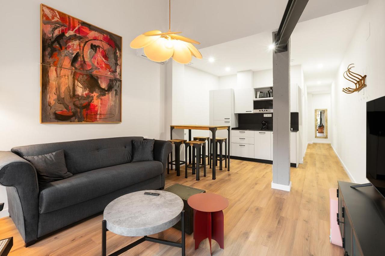 Okako Apartments Tudela Bagian luar foto